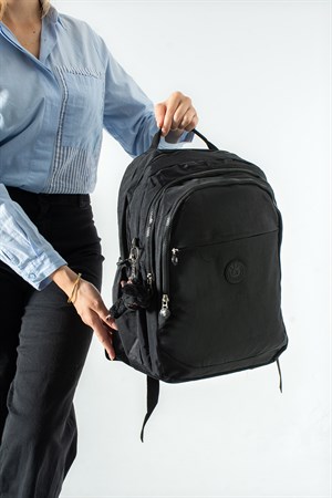 Ultra Hafif Çok Cepli Orta Boy Sırt Çantası Siyah Model: (571-3K)