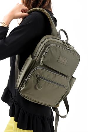 Ultra Hafif Çok Bölmeli Orta Boy Sırt Çantası(Su Geçirmez, Notebook, Laptop) Haki Yeşil Model: (571-13-9D)