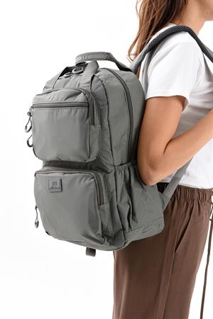 Ultra Hafif Çok Bölmeli Büyük Boy Sırt Çantası(Su Geçirmez, Notebook, Laptop) Gri Model: (571-13-9F)