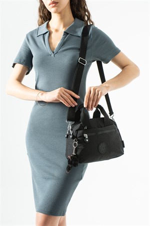 Ultra hafif, çok cepli, Çapraz askılı, El çantası Siyah Model:(571-6X)