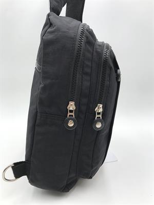 Üç Bölmeli Bodybag Göğüs Omuz Çantası Unisex Siyah (Model: 571-8A)