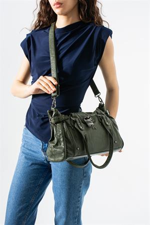Yıkanmış Deri Omuz Kol Çantası Yeşil - Kilit aksesuarlı Model:(571-12S)