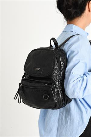Suni Deri yumuşak dokumalı  Sırt Çantası Siyah (Model: 571-11-12H)