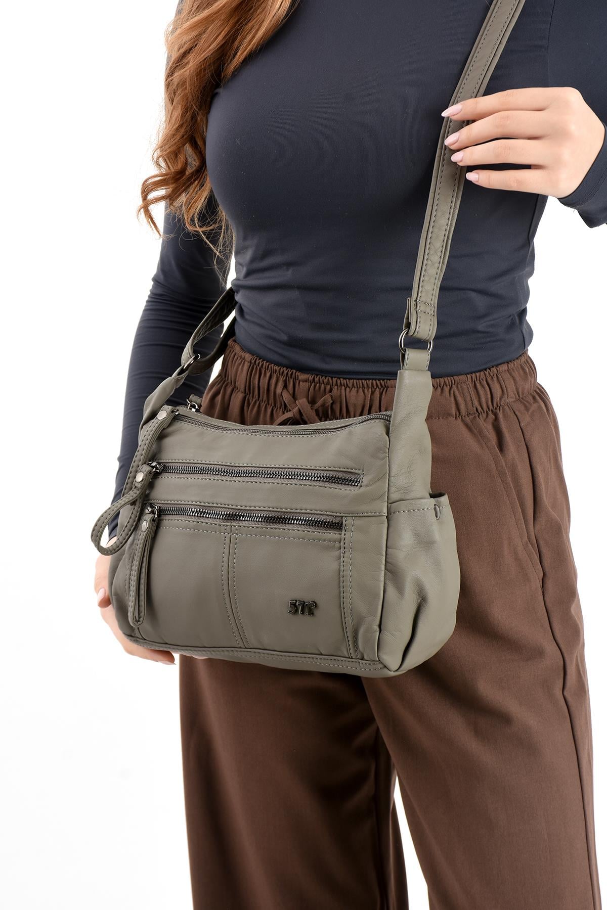 Suni Deri Omuz Çantası Gri (Model: 571-13-10M) 