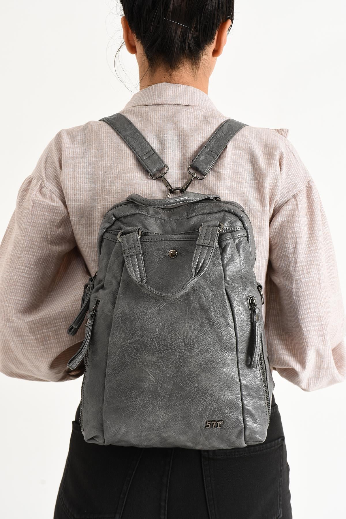 Yıkanmış Deri Sırt Çantası  Gri (Model: 571-9-12A)