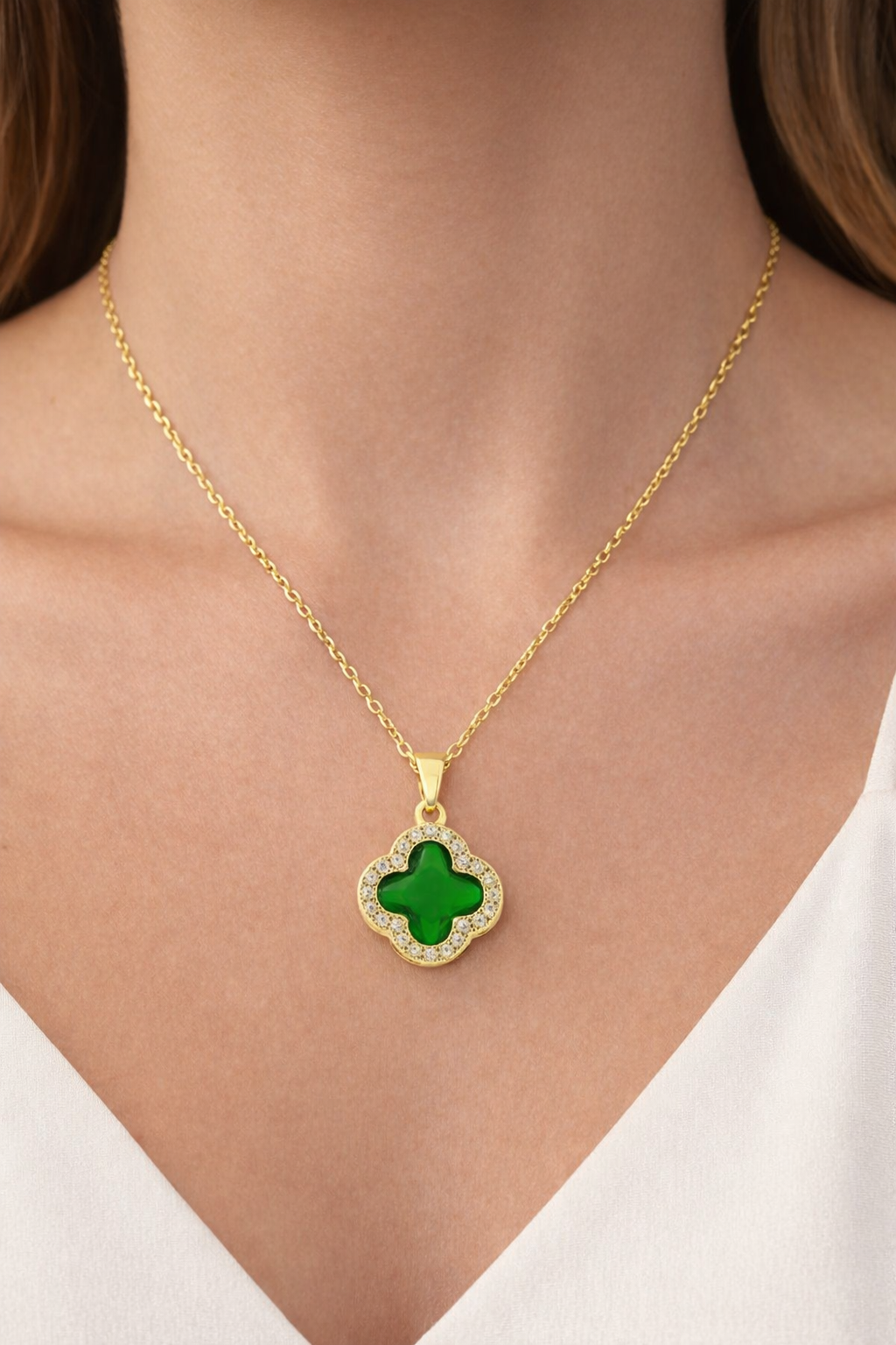 Yonca Detaylı Çelik Kolye