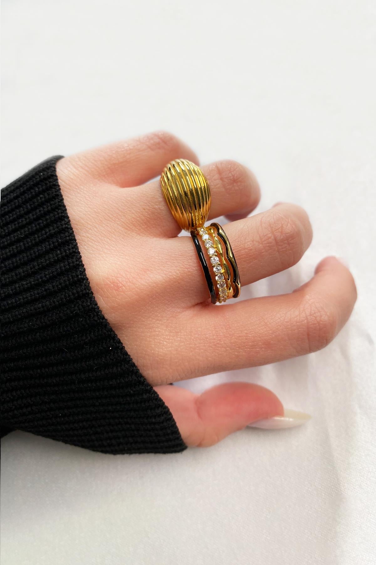 925 Ayar Gümüş Mine Detaylı Yüzük