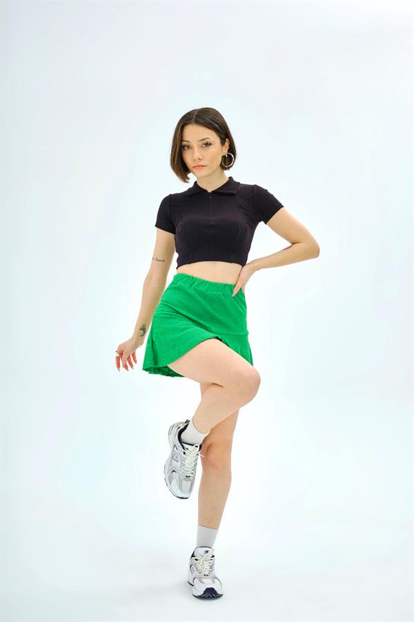 Yaka Detaylı Fermuarlı Bluz