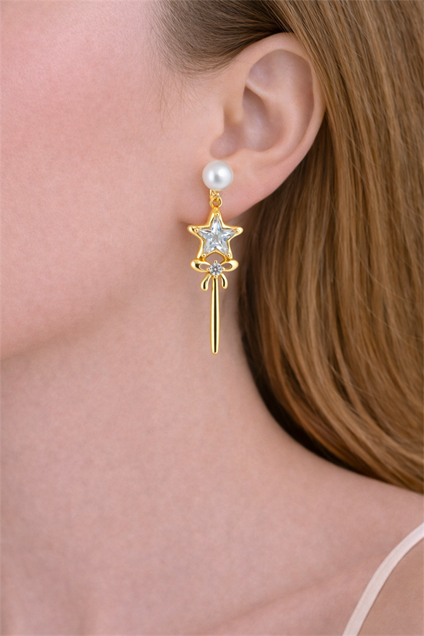 Kedi Motifli Çelik Küpe