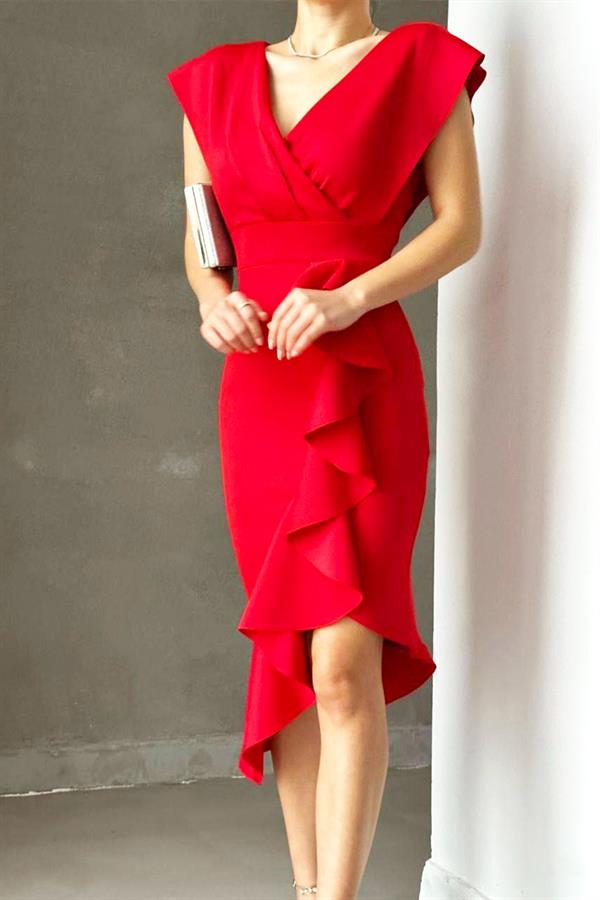 Düşük Omuzlu Volan Elbise