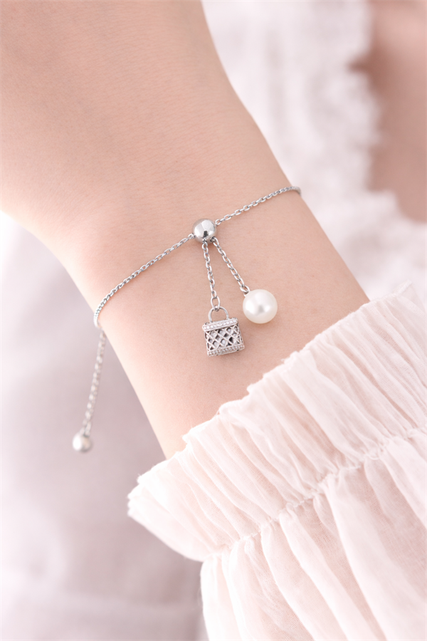 925 Ayar Gümüş Sallantılı Çanta Detay Bileklik 