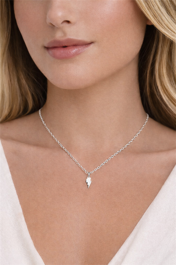 925 Ayar Gümüş Şimşek Kolye