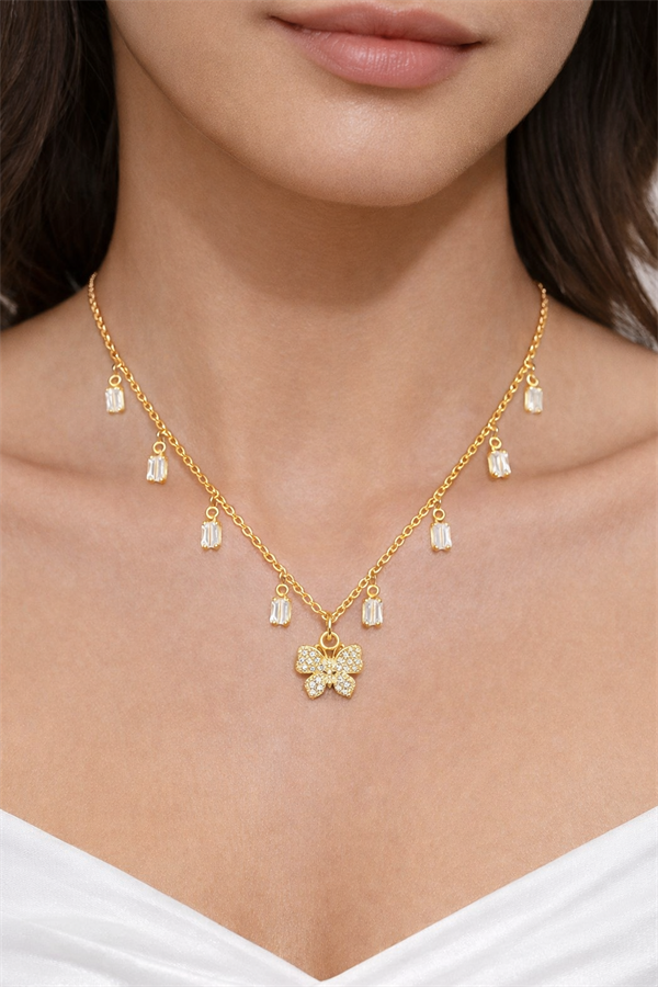 925 Ayar Gümüş Taş Detaylı Kelebek Kolye