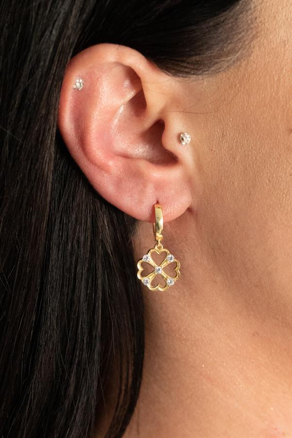 925 Ayar Gümüş Kalp Detaylı Yonca Küpe 