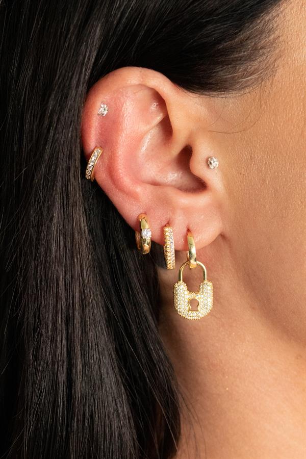 925 Ayar Gümüş Taş İşlemeli Halka Küpe 