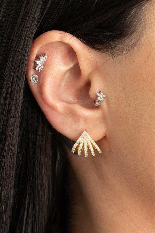 925 Ayar Gümüş Zirkon Taşlı Tasarım Küpe