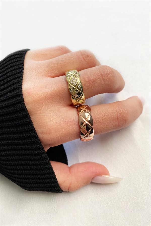 Linear Touch Of Stone Ring