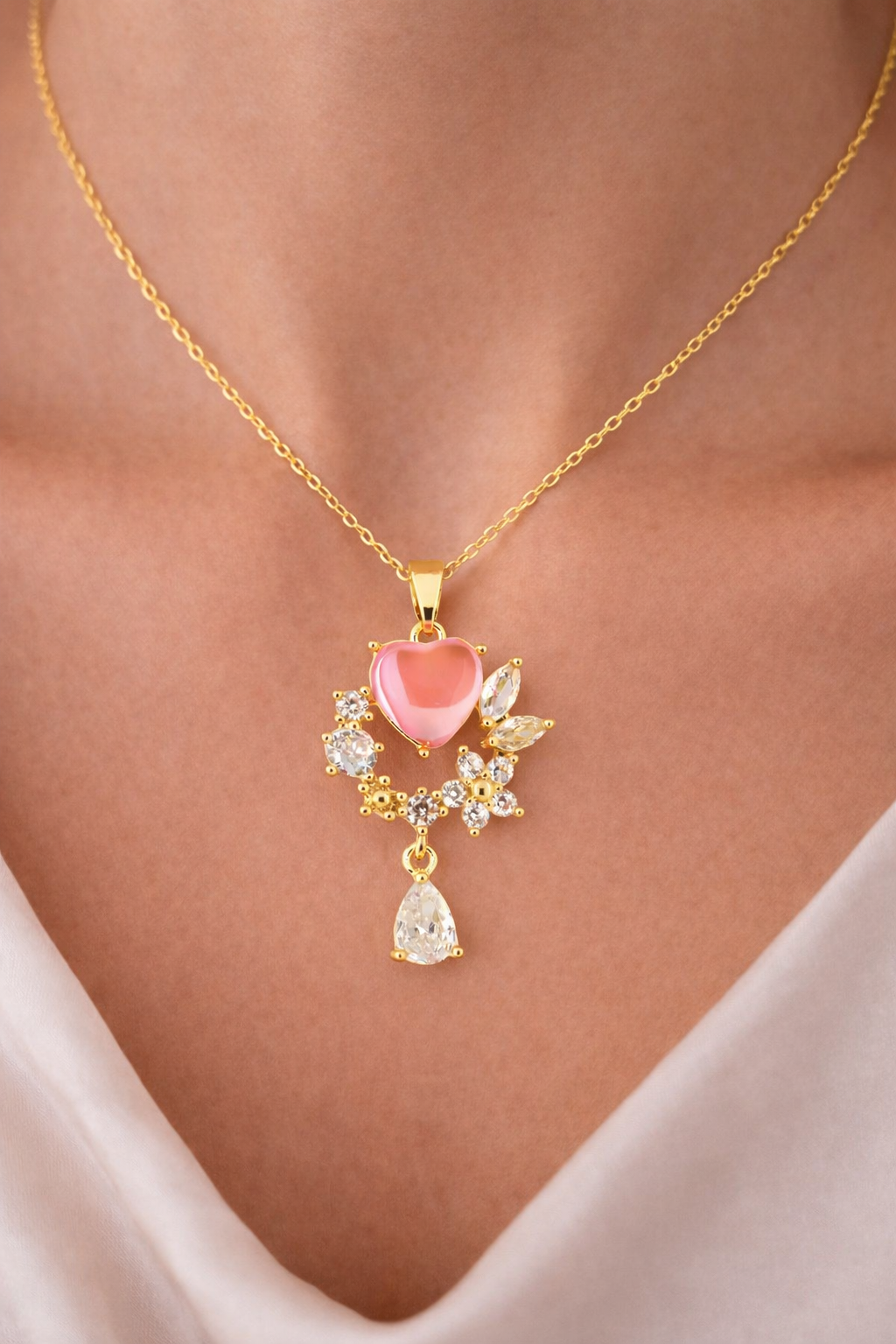 Çelik Kolye UcuKalp Tasarım Çelik Kolye Ucu