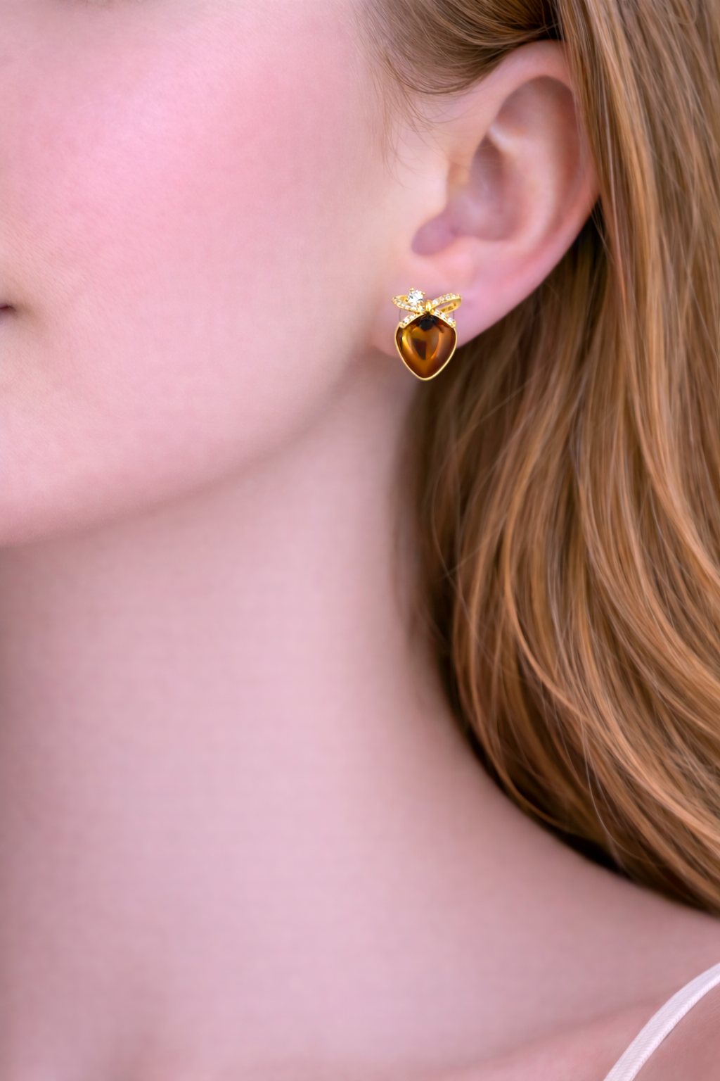 Çelik KüpeKalp Tasarım Çelik Küpe