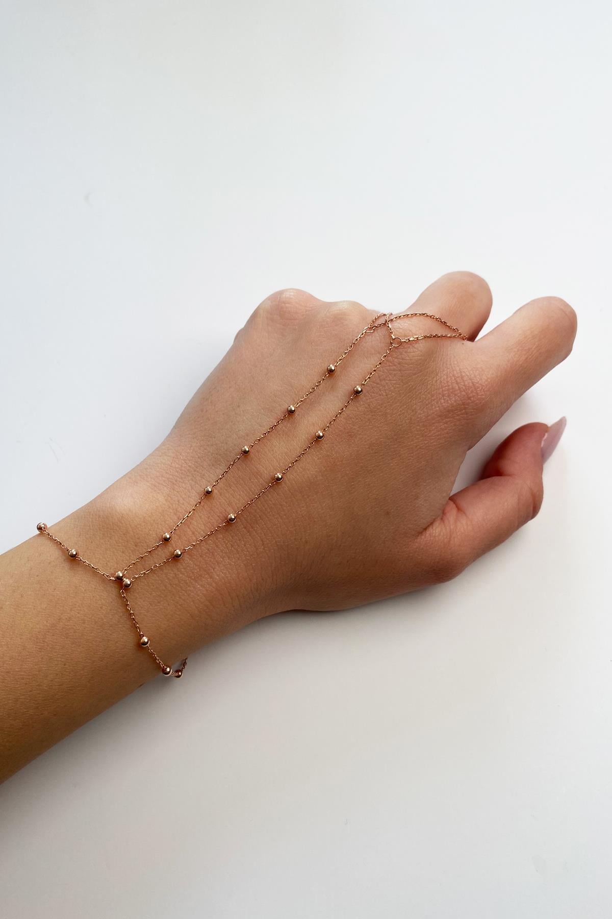 ŞahmeranCircular Elegance Şahmeran