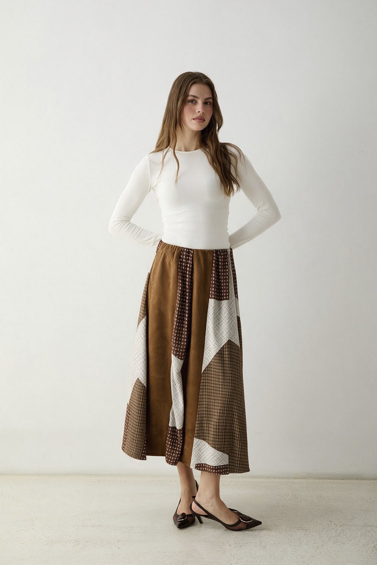 3505 GARNİLİ ETEK TABA