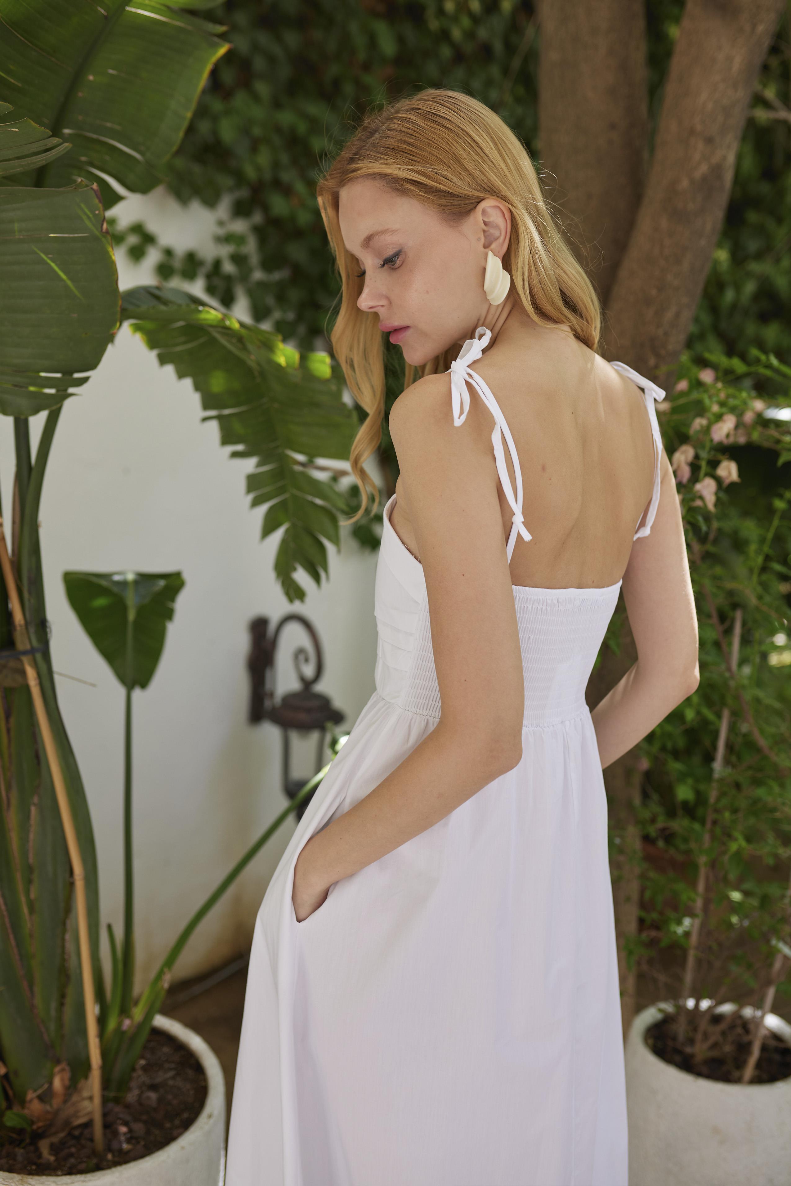 3332 ASKILI ELBİSE BEYAZ