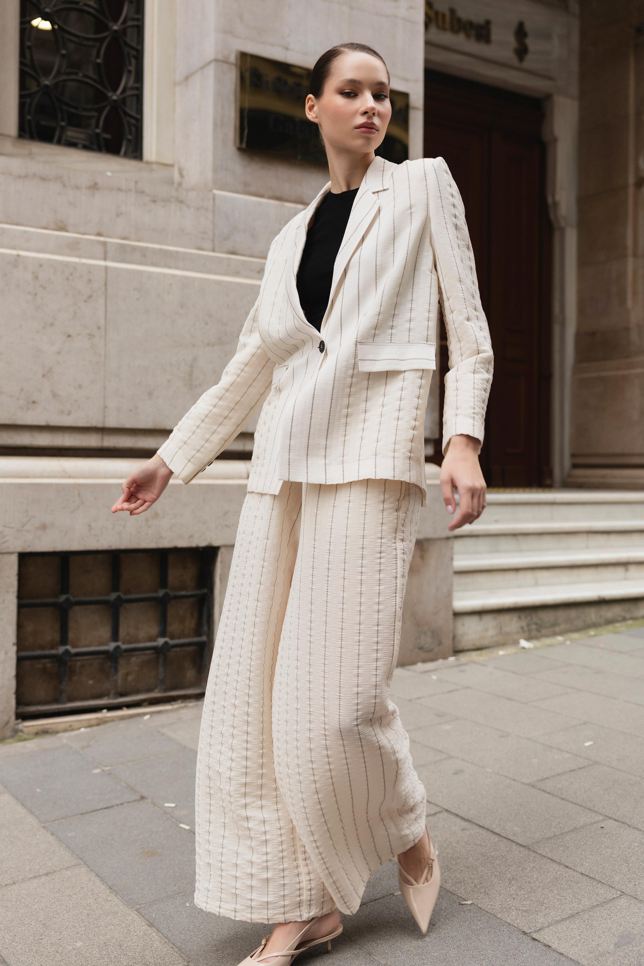 9556 CEKET PANTOLON TAKIM EKRU