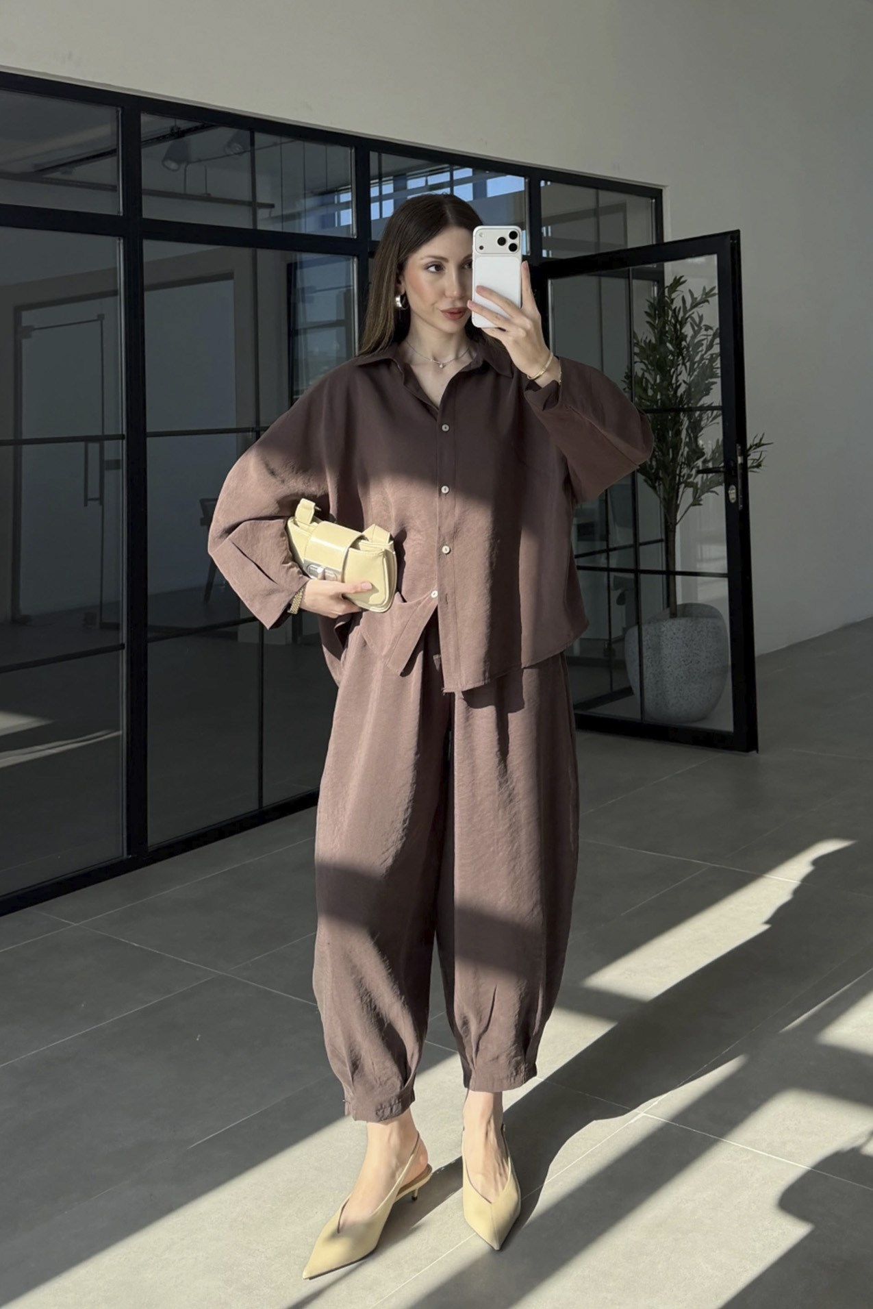 50957 GÖMLEK PANTOLON TAKIM KAHVE