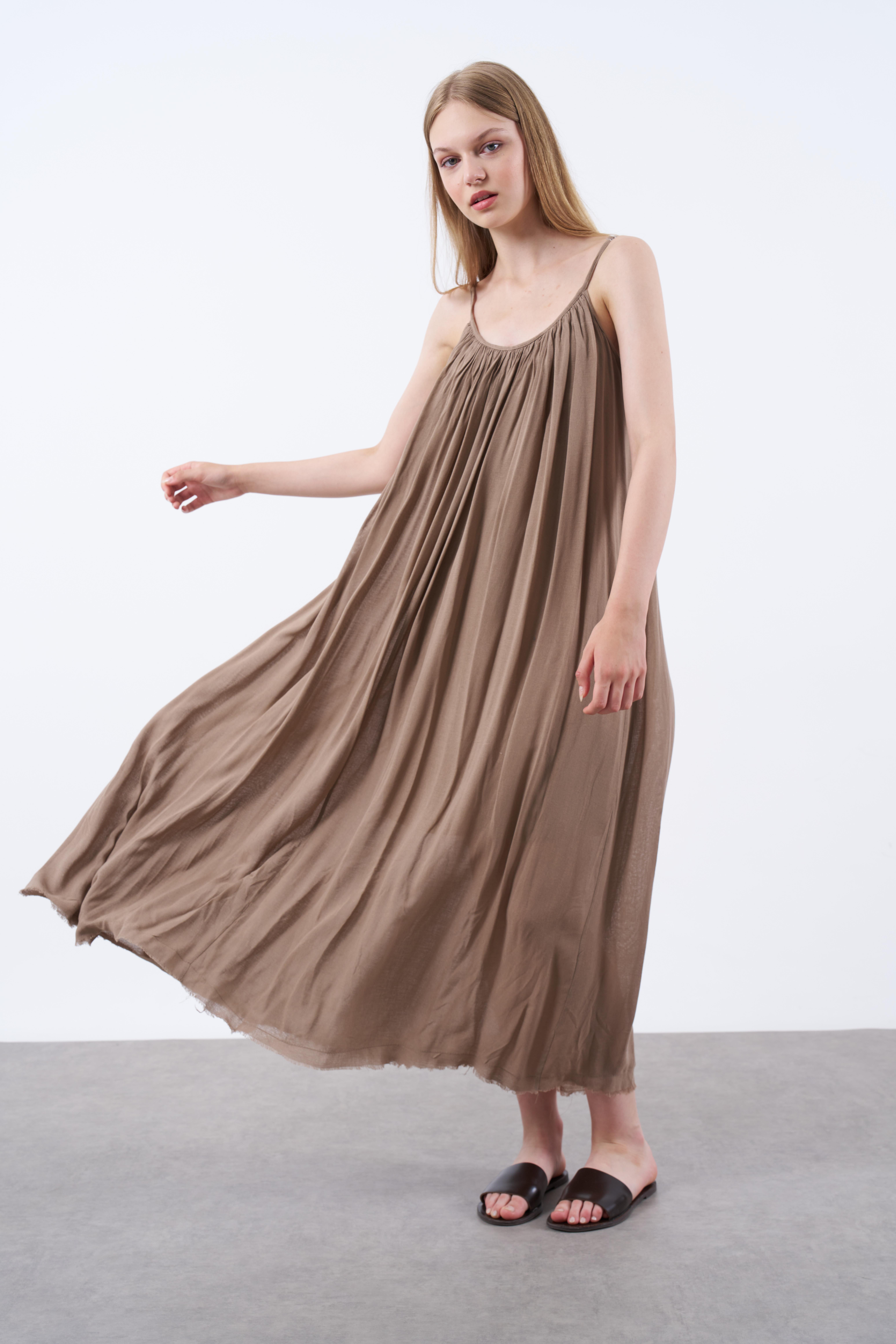 3173 ASKILI ELBİSE VİZON