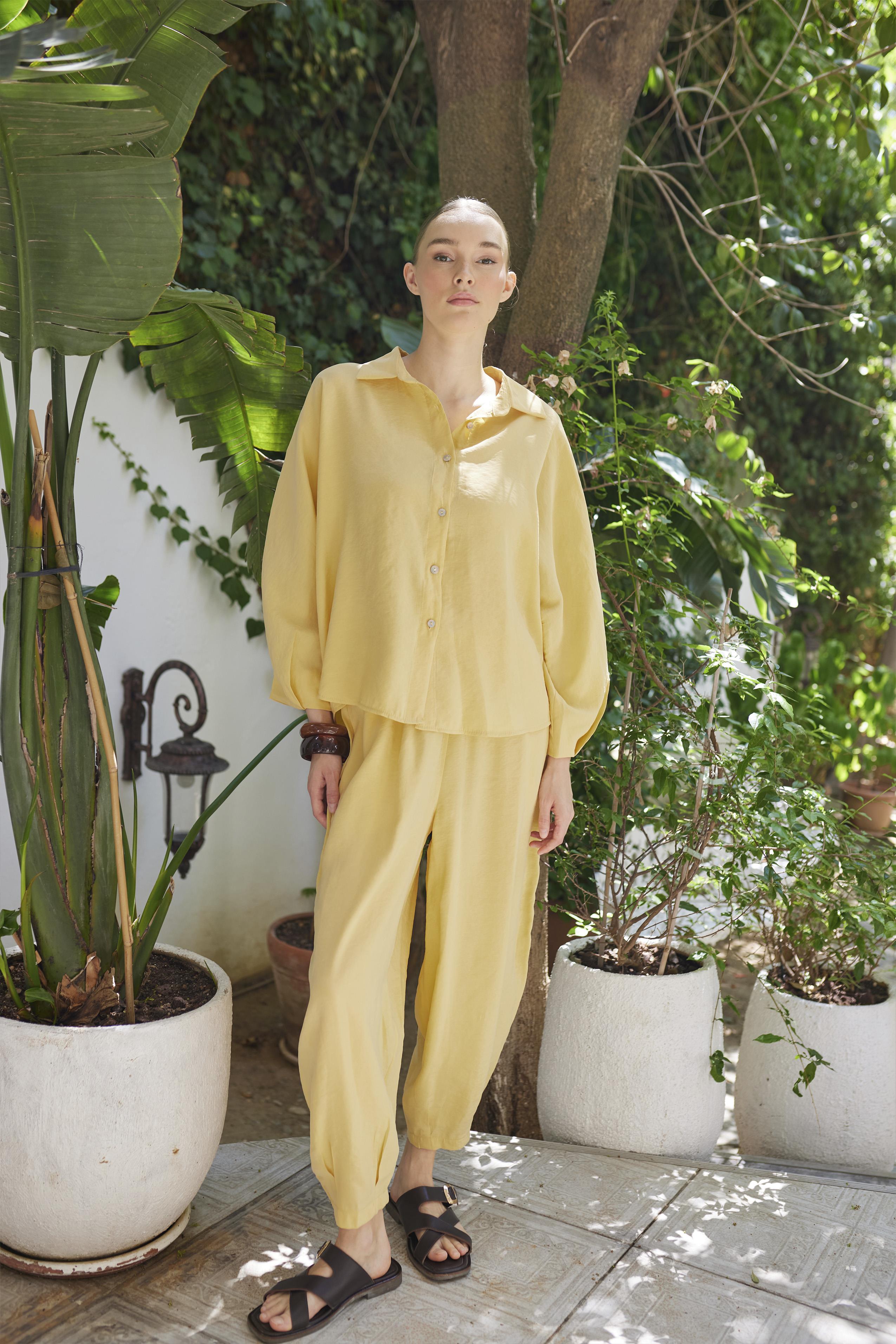 50957 GÖMLEK PANTOLON TAKIM KOYU SARI