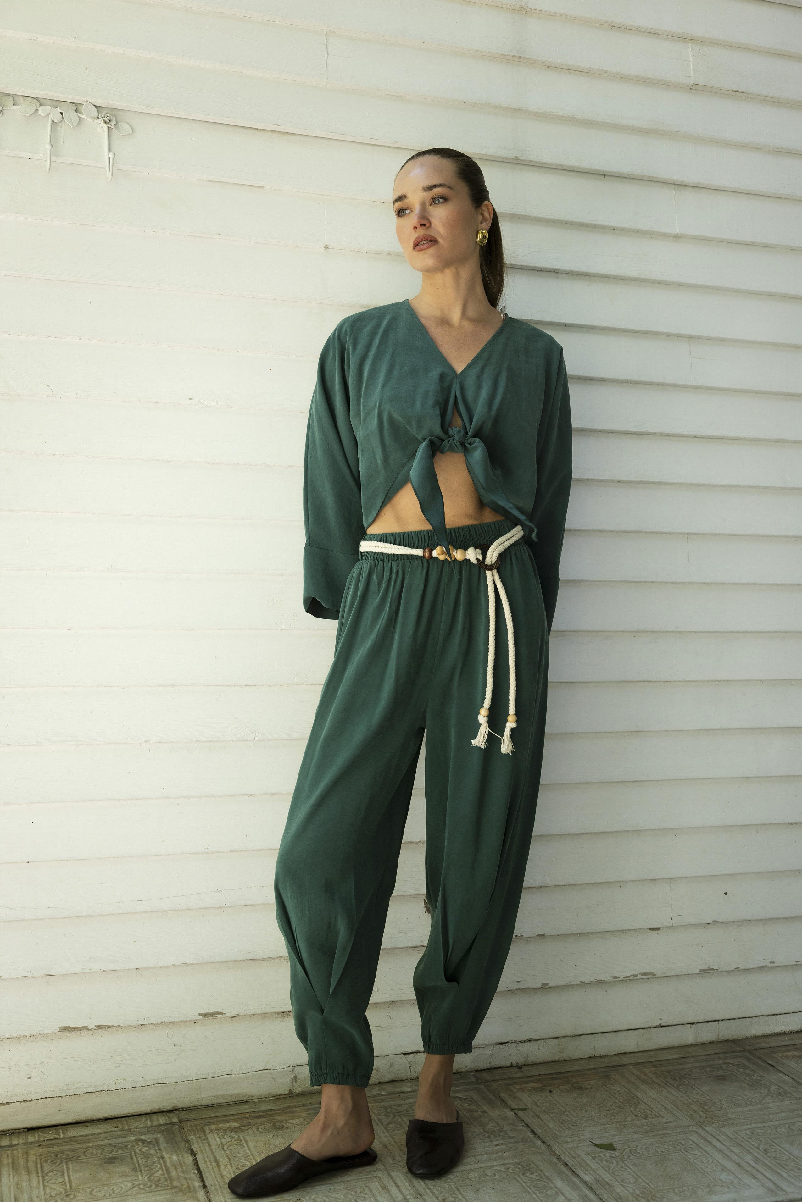 51140 ÖNDEN BAĞLAMALI TAKIM ZÜMRÜT