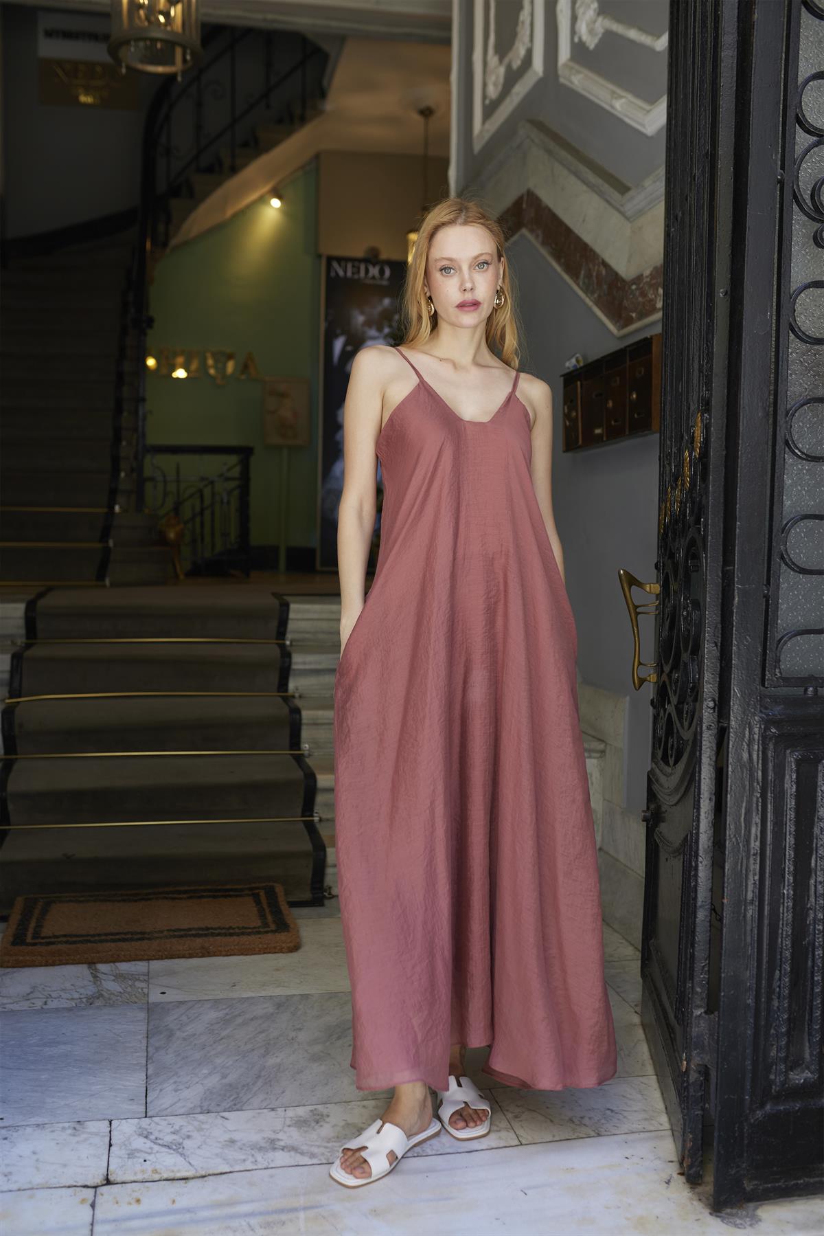 3227 ASKILI ELBİSE KİREMİT