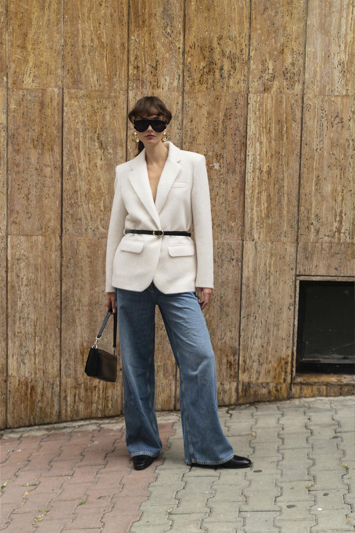 9490 PELUŞLU CEKET BEYAZ