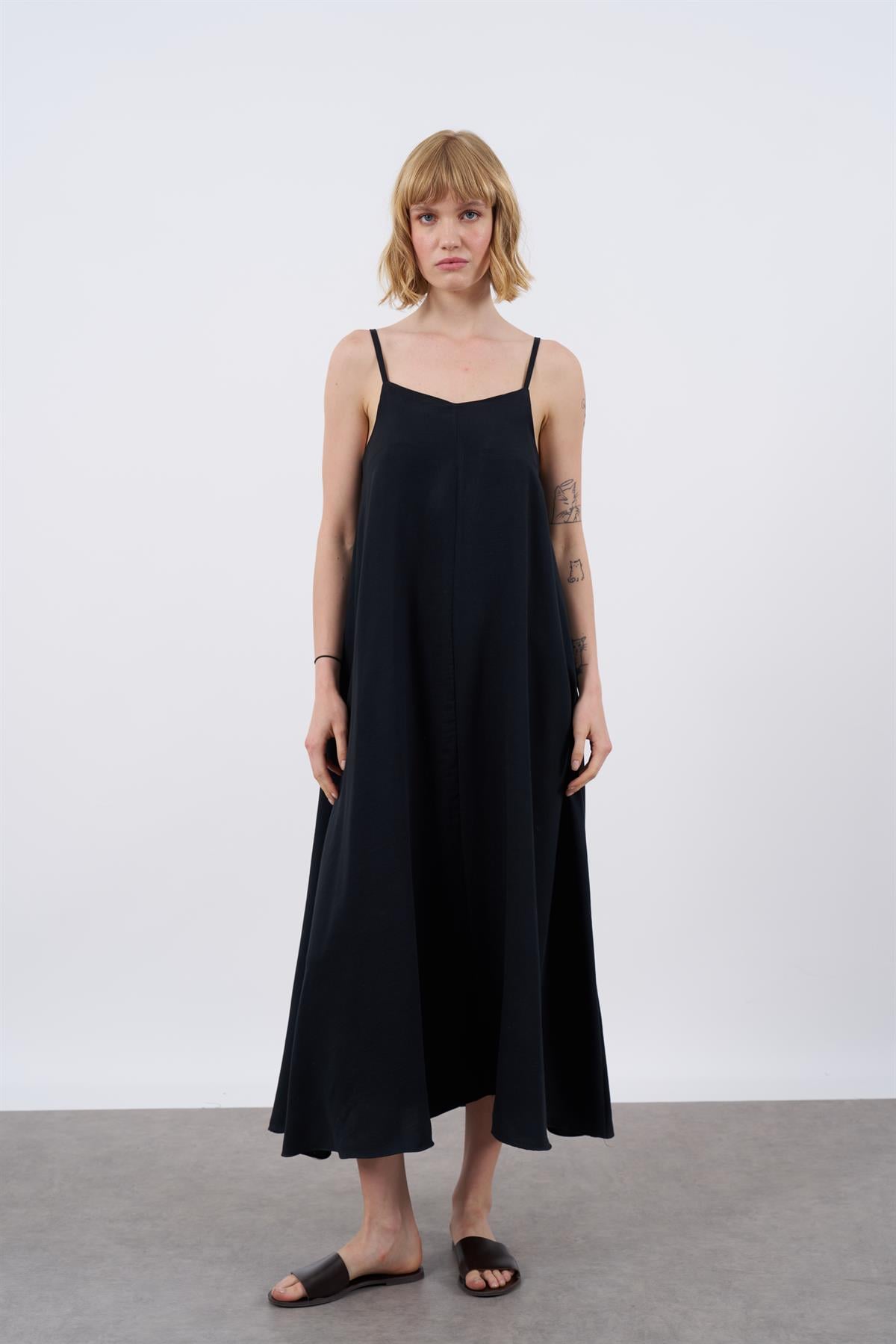 2975 ASKILI ELBİSE SİYAH