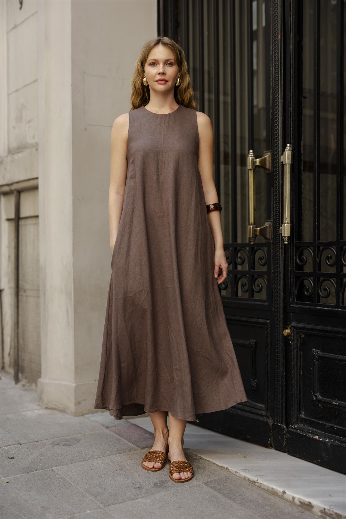 3315 KOLSUZ ELBİSE KAHVE