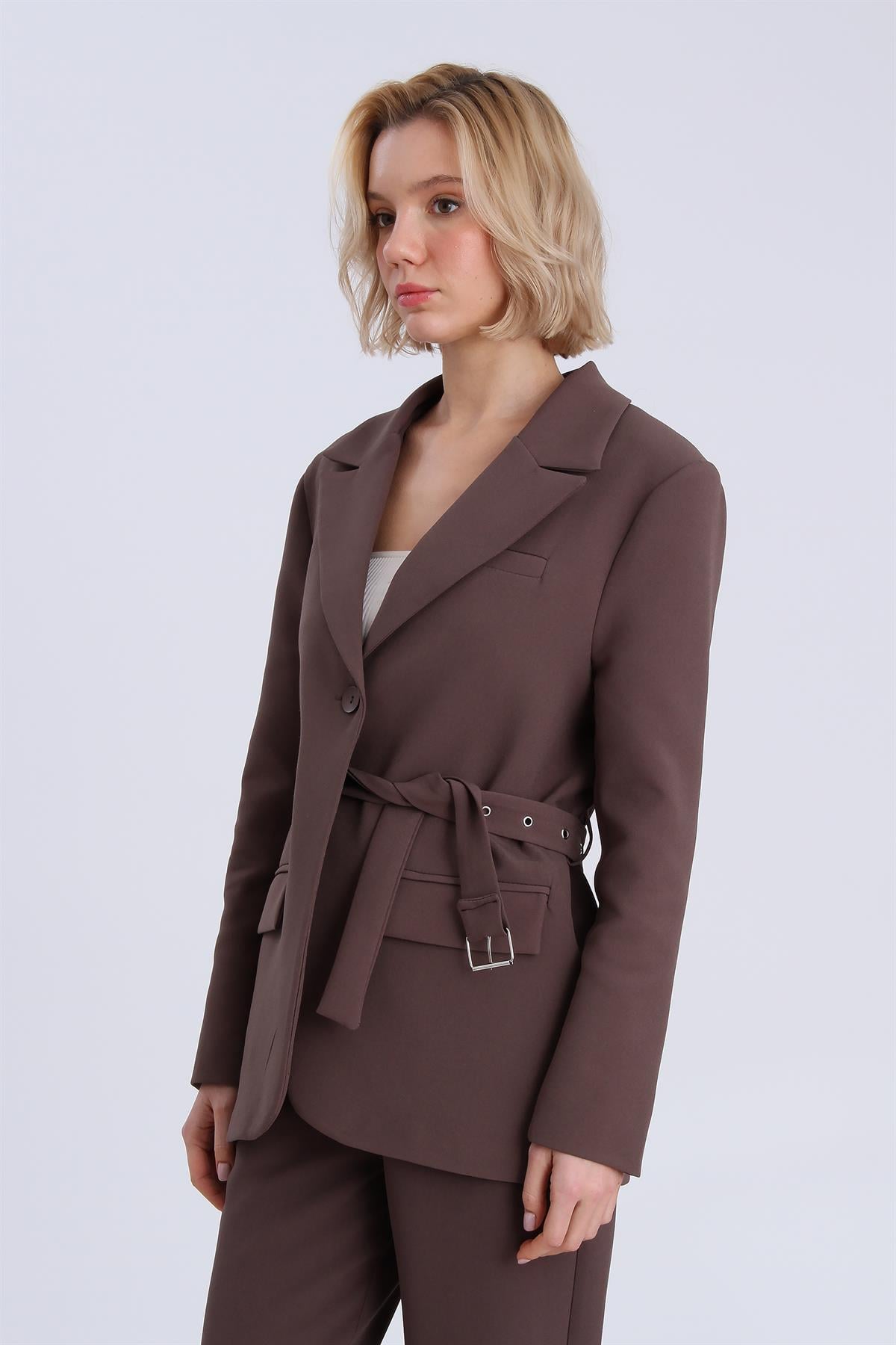 9367 KEMERLİ CEKET KAHVE