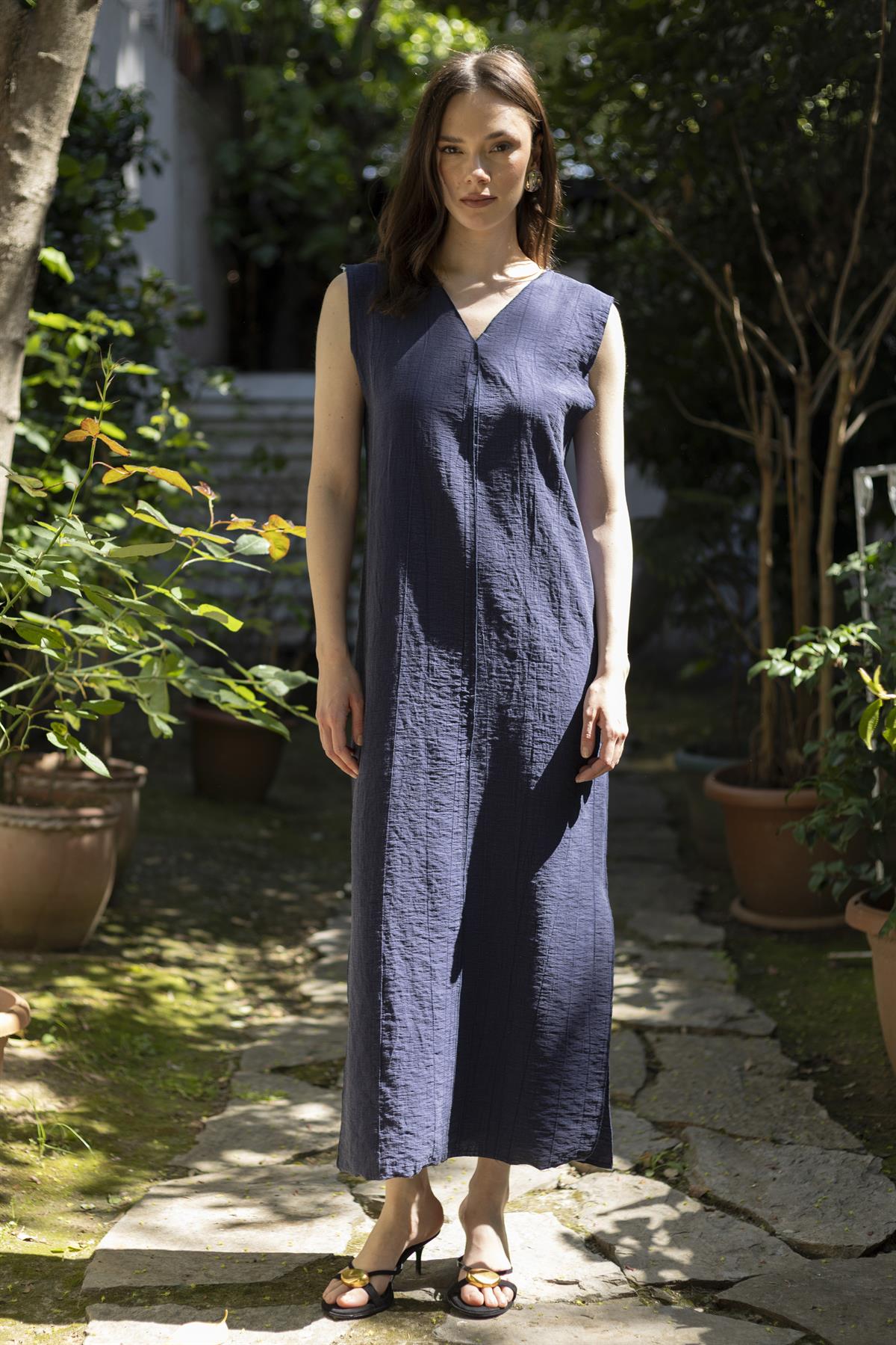 3300 KOLSUZ ELBİSE LACİVERT