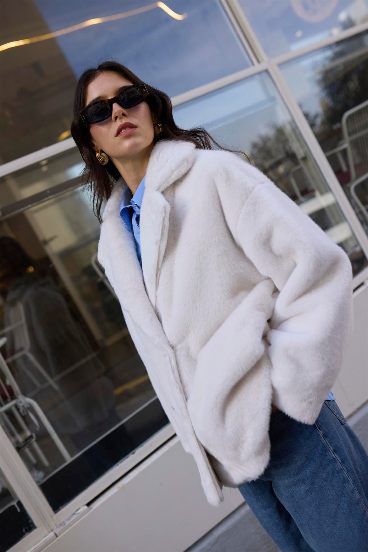 9621 KÜRKLÜ CEKET BEYAZ