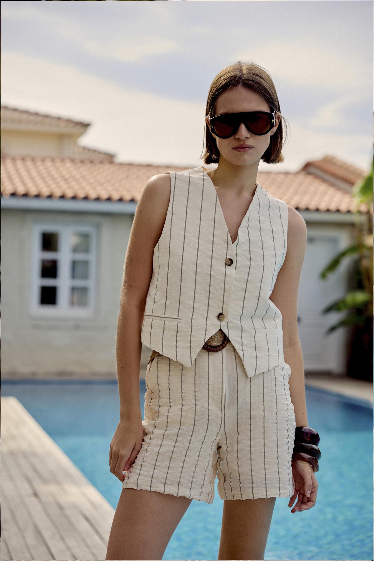 9578 YELEK KEMERLİ ŞORT TAKIM EKRU