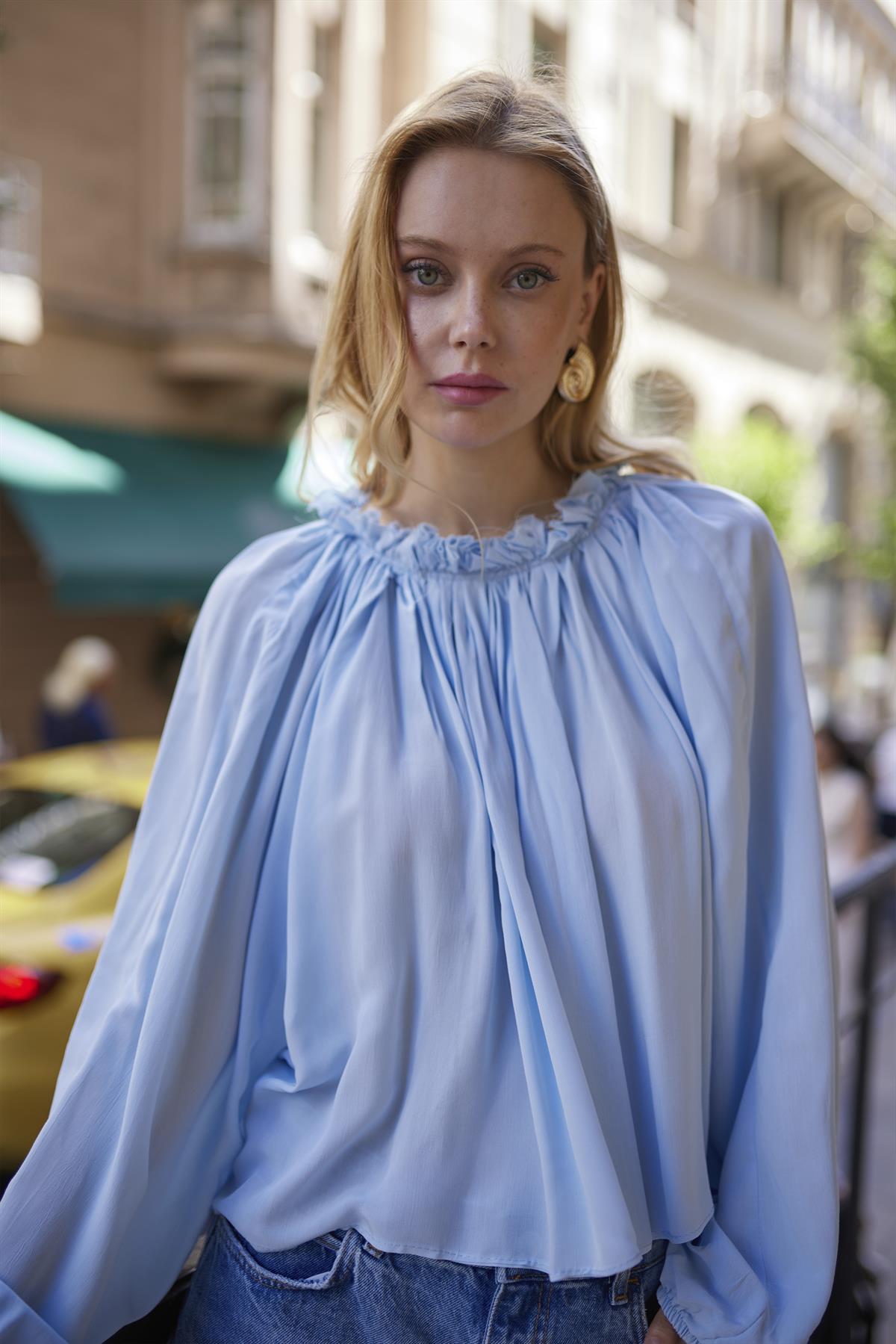 4959 YAKASI BÜZGÜLÜ BLUZ BEBE MAVİ