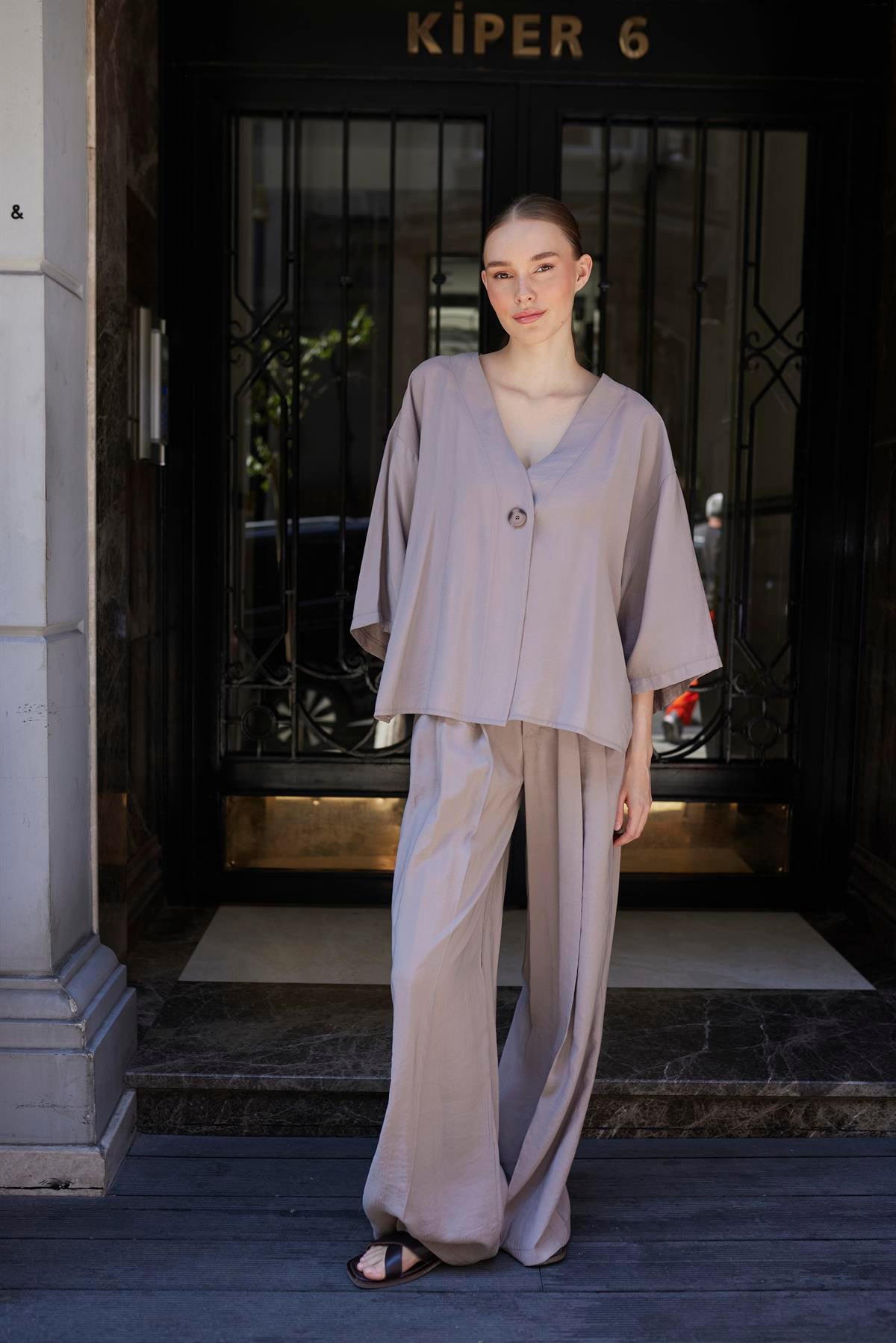 51173 BLUZ PANTOLON TAKIM VİZON