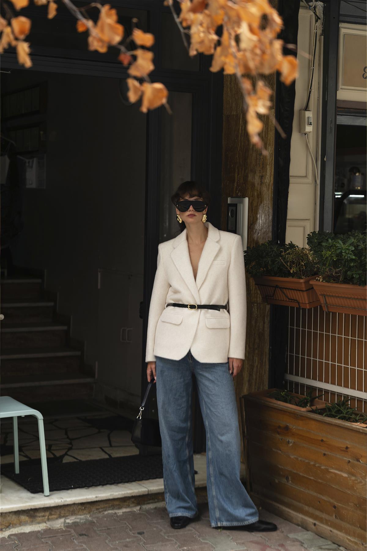 9490 PELUŞLU CEKET BEYAZ