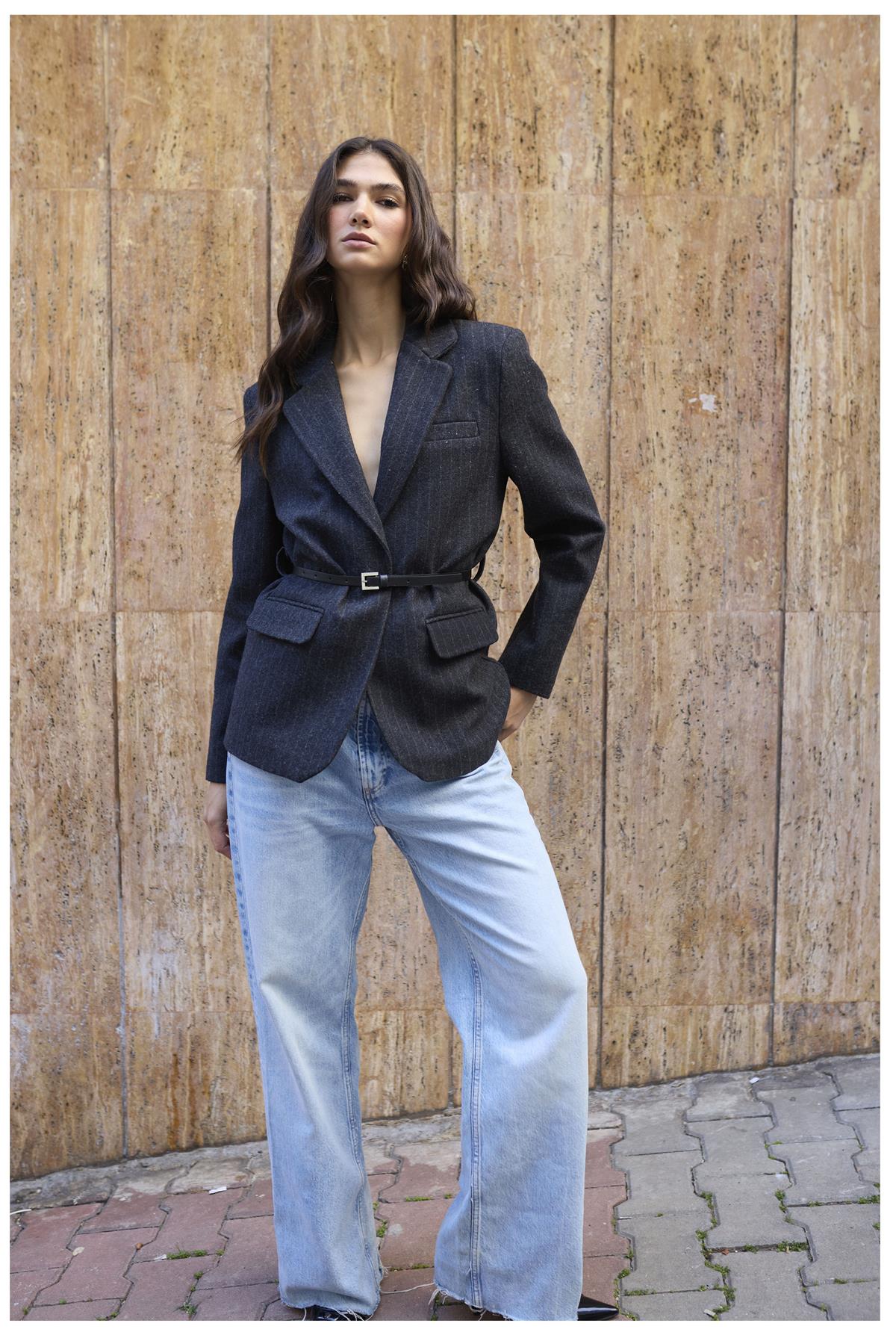 9634 ÇİZGİLİ CEKET SİYAH