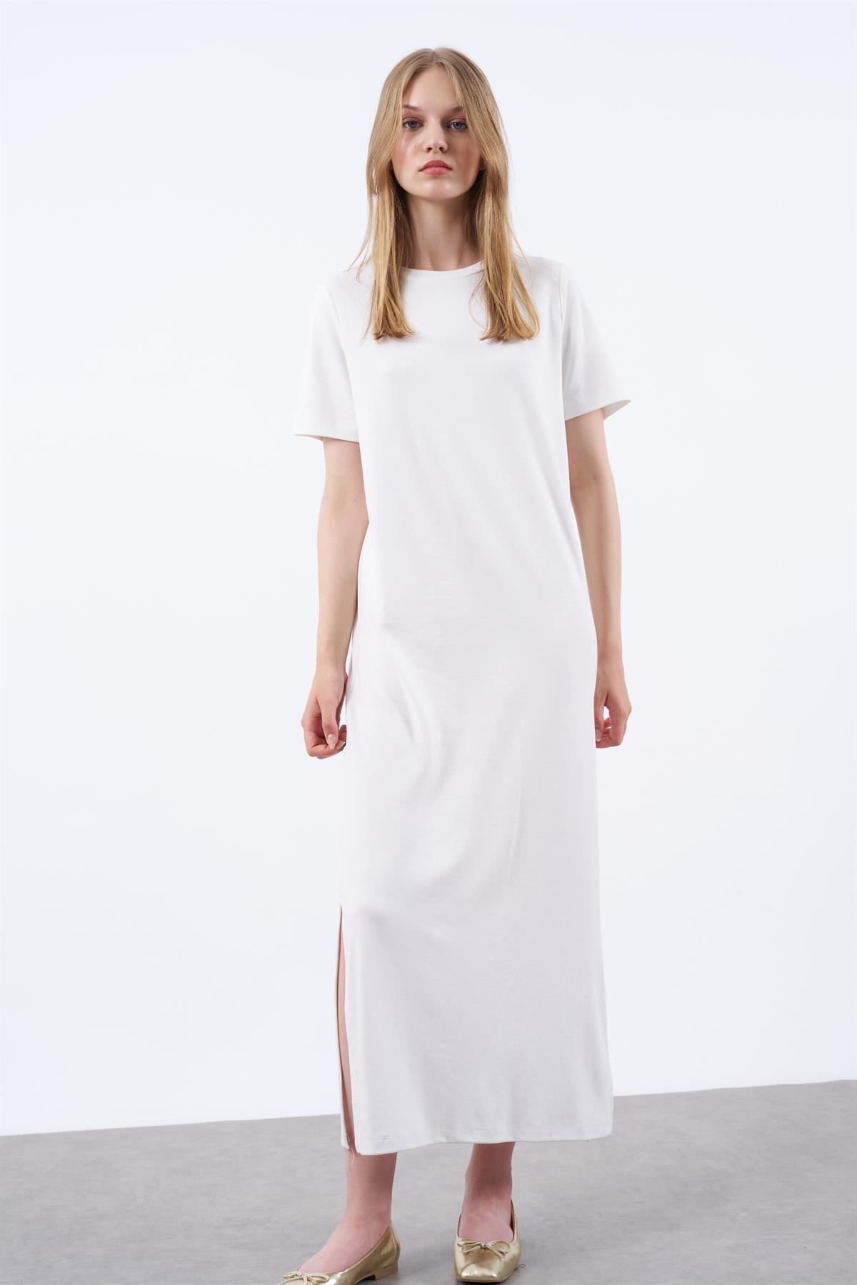 3144  PİKE ELBİSE BEYAZ