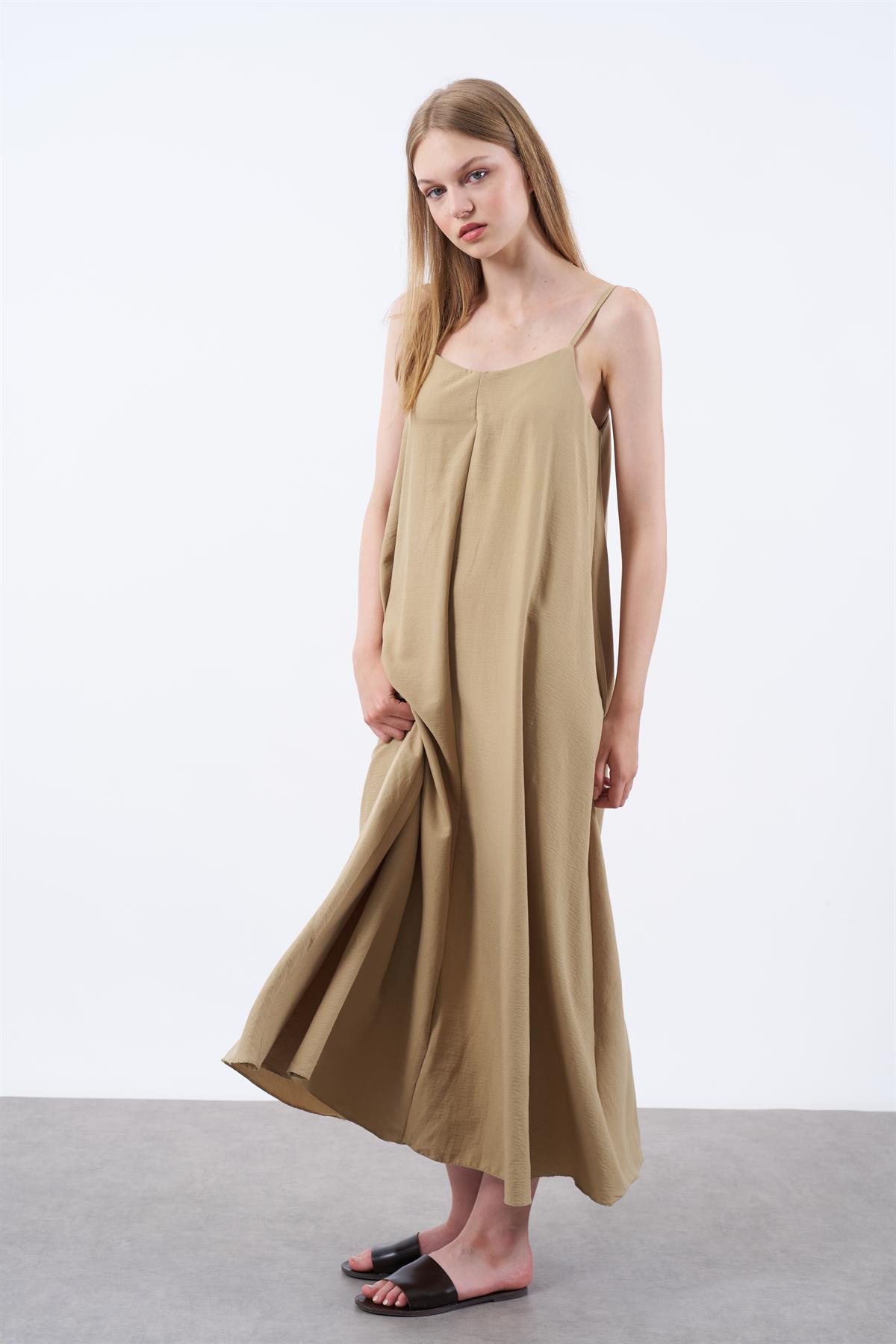2975 ASKILI ELBİSE CAMEL