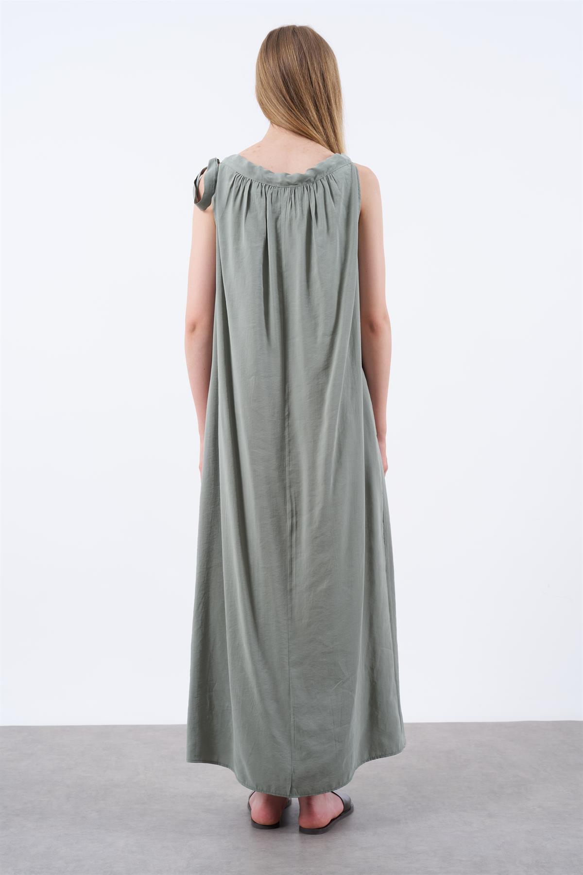 3213 OMUZDAN BAĞLAMALI ELBİSE ÇAĞLA YEŞİL