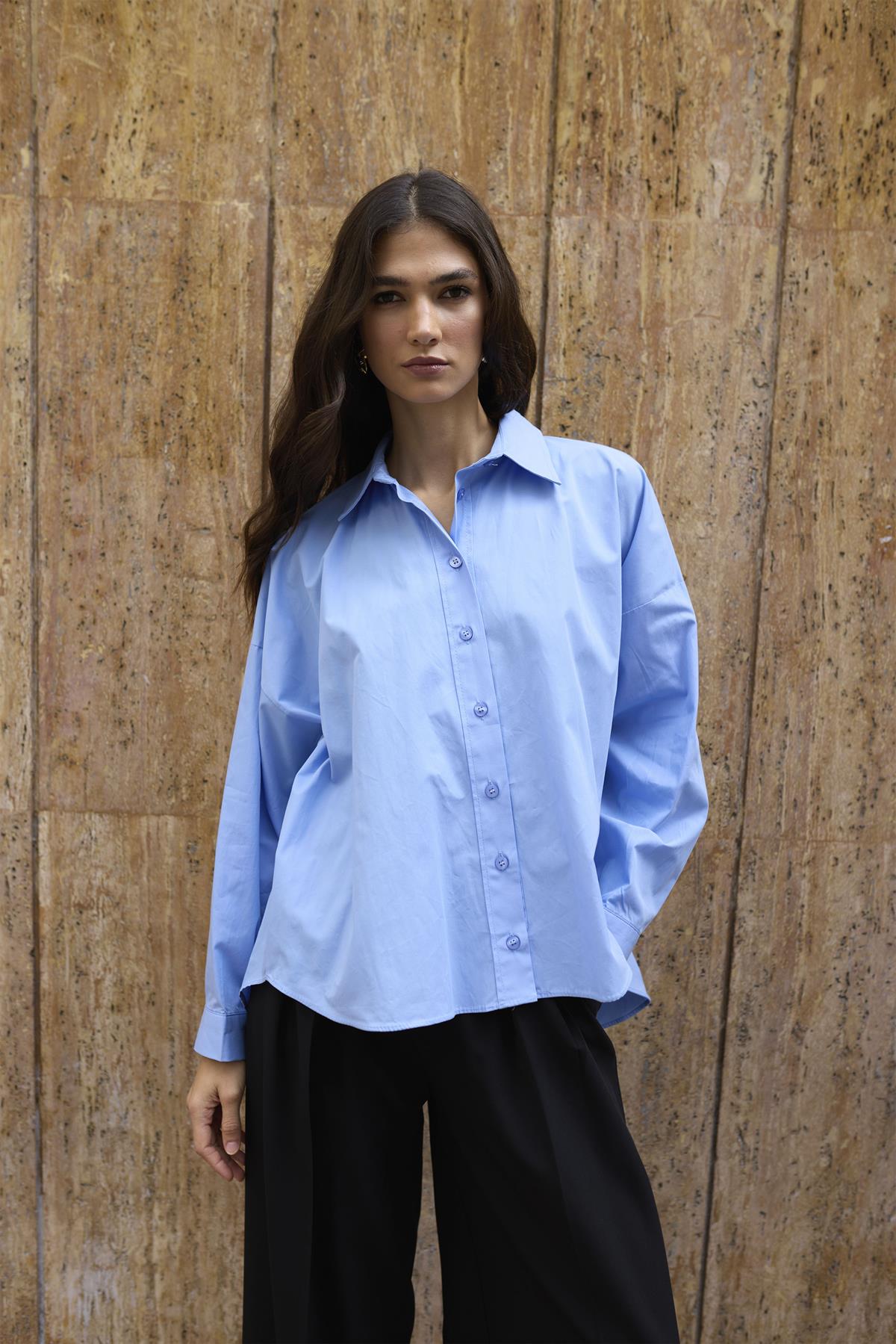 4992 ARKASI BÜZGÜLÜ GÖMLEK MAVİ