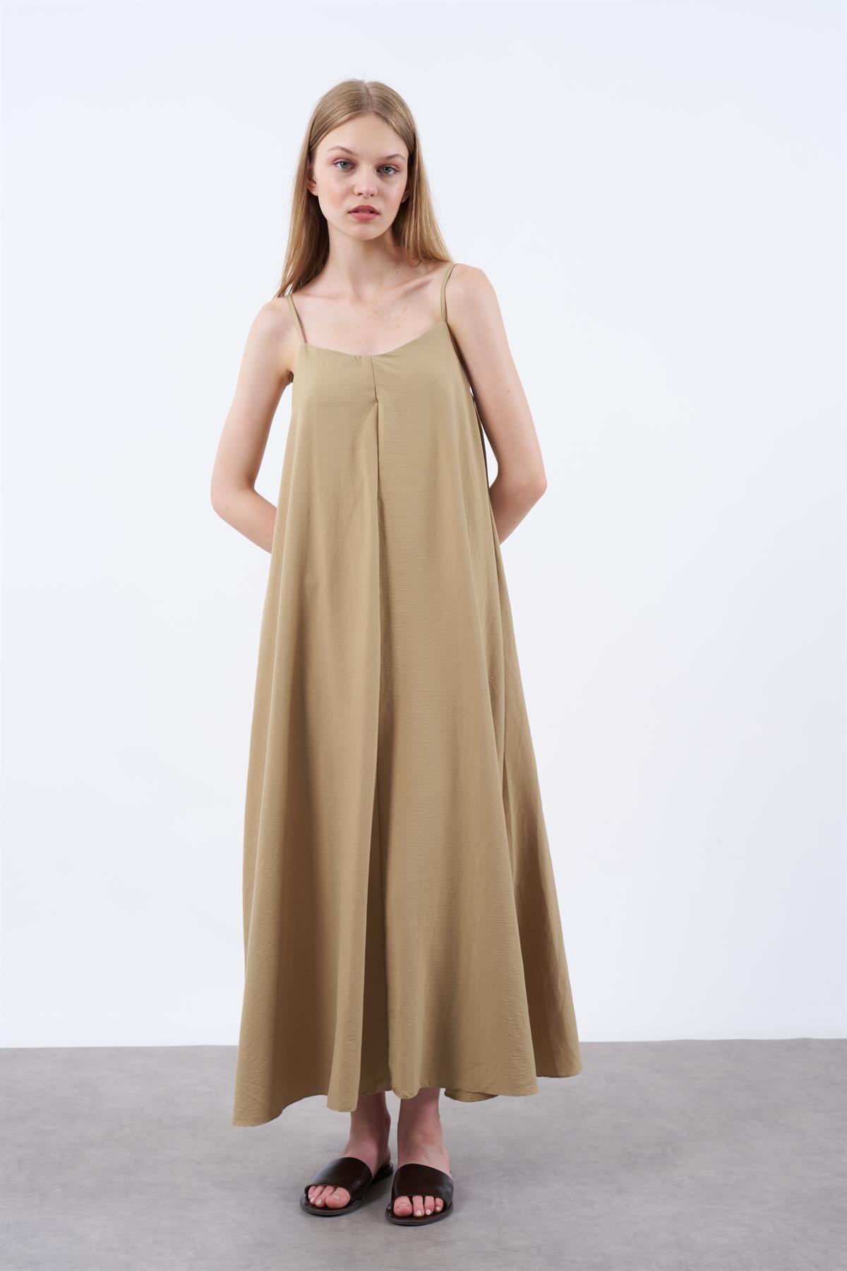 2975 ASKILI ELBİSE CAMEL