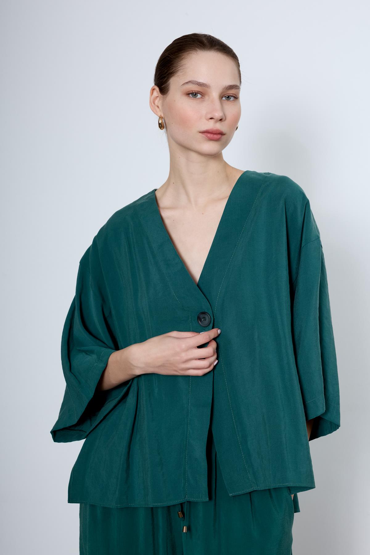 4961 ÖNDEN BAĞLAMALI BLUZ ZÜMRÜT