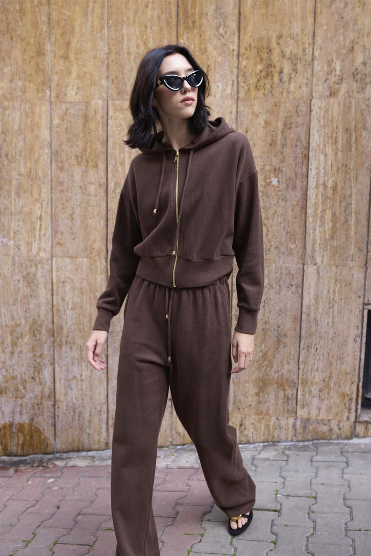 51232 KAPŞONLU TRİKO TAKIM KAHVE